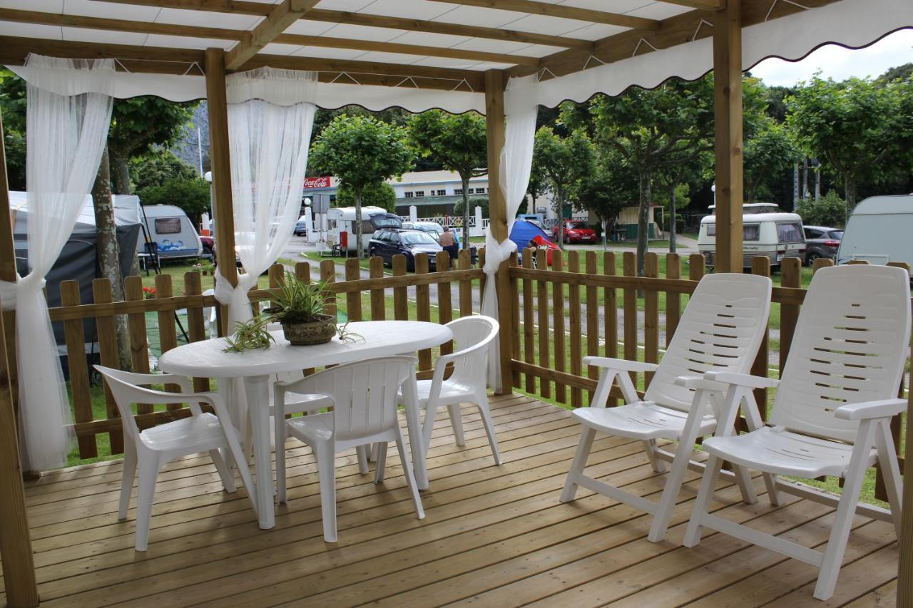 Camping Playa Arenillas 이슬라레스 외부 사진